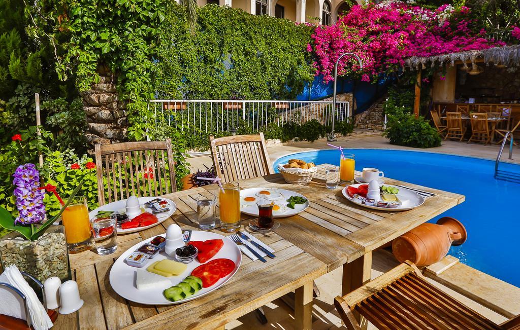 Kalkan Park Hotel ภายนอก รูปภาพ