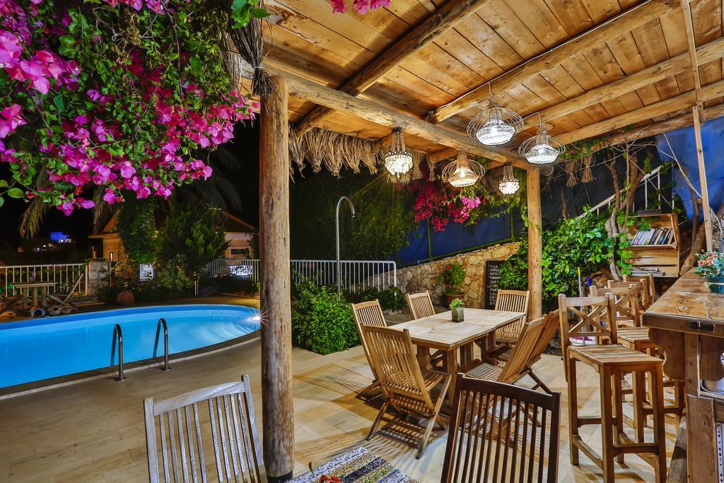 Kalkan Park Hotel ภายนอก รูปภาพ
