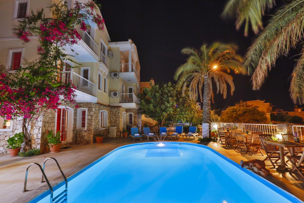 Kalkan Park Hotel ภายนอก รูปภาพ