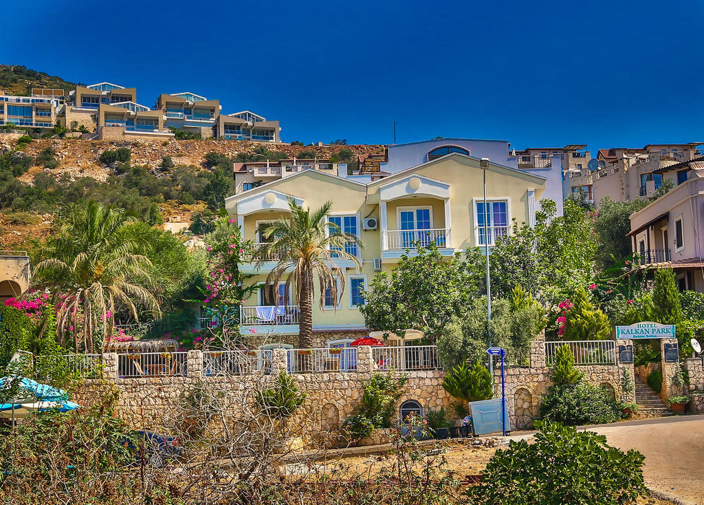 Kalkan Park Hotel ภายนอก รูปภาพ