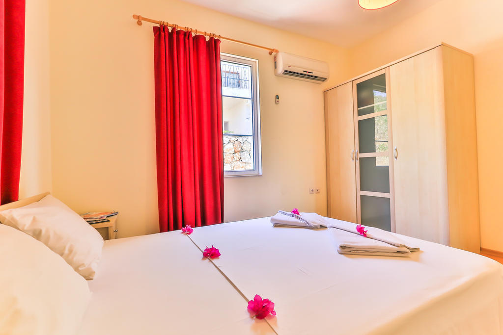 Kalkan Park Hotel ภายนอก รูปภาพ