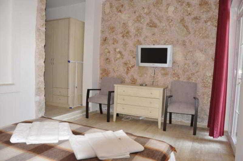 Kalkan Park Hotel ภายนอก รูปภาพ